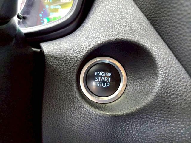 2022年Toyota Corolla Cross 汽油豪華 免鑰匙啟動/ACC主動跟車/藍芽通訊  第8張相片