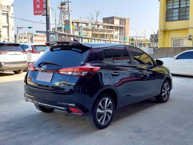2019年Toyota Yaris 1.5 S 定速巡航/免鑰匙啟動/空力套件/倒車顯影  第17張相片
