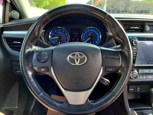 2013年Toyota Corolla Altis Z版 僅跑8萬~免鑰匙啟動/換檔撥片/電動天窗  第7張相片
