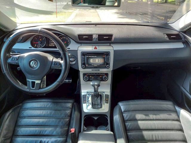 2009年Volkswagen Passat CC 2.0 柴油車 免鑰匙啟動/雙前座電動椅/恆溫空調  第4張相片