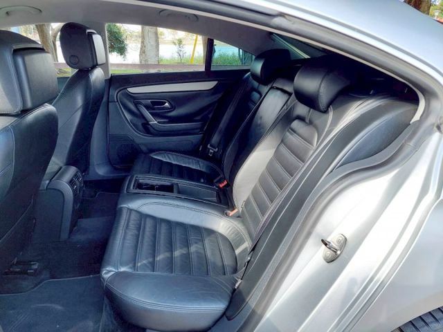 2009年Volkswagen Passat CC 2.0 柴油車 免鑰匙啟動/雙前座電動椅/恆溫空調  第6張相片
