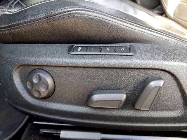 2009年Volkswagen Passat CC 2.0 柴油車 免鑰匙啟動/雙前座電動椅/恆溫空調  第10張相片