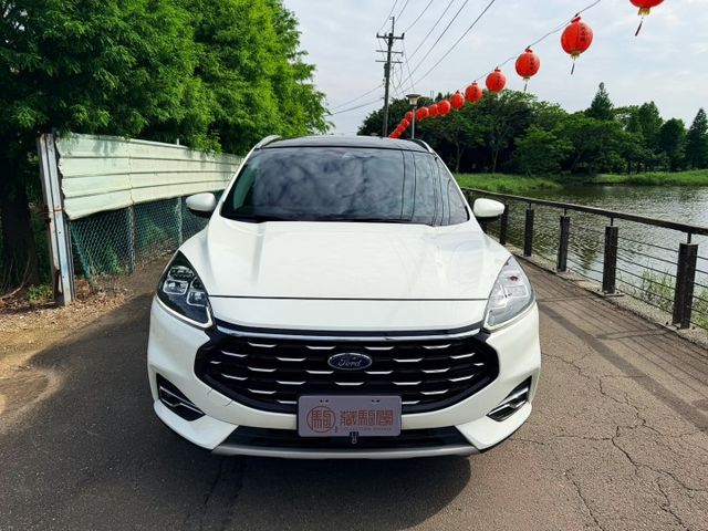 2020年Ford Kuga 旗艦~原廠保養紀錄/全景天窗/足踢感應式尾門/盲點。  第2張相片