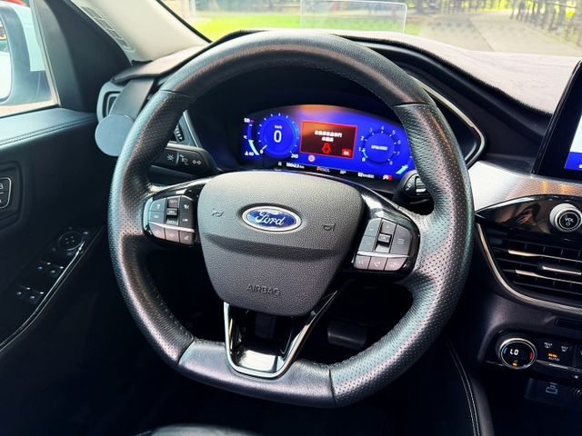 2020年Ford Kuga 旗艦~原廠保養紀錄/全景天窗/足踢感應式尾門/盲點。  第7張相片