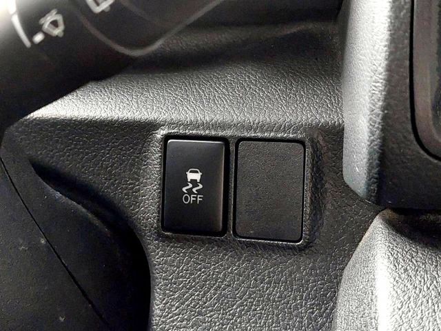 2022年Toyota Sienta 7人座豪華＋ 雙電動側滑門/車道變換輔助系統/定速巡航  第12張相片