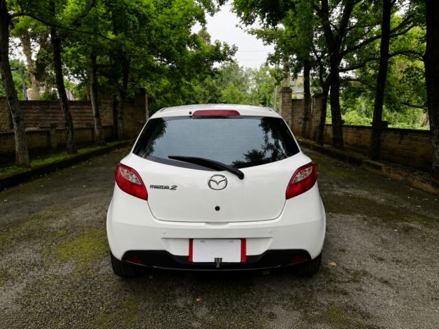 2011年MAZDA2 里程極少/全車漂亮/便宜代步小車~  第9張相片