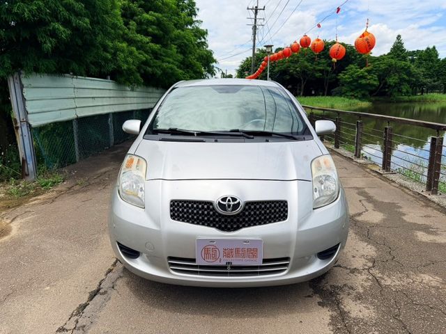 2009年YARIS G 音響快撥鍵/全新多媒體主機/行車紀錄器/衛星導航  第2張相片