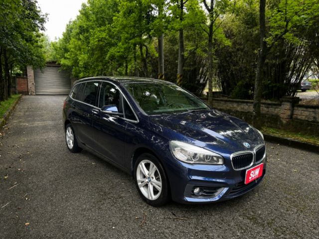 2016年 BMW218i 1.5T 總代理/七人座/保養工單齊全/全車漂亮  第3張相片