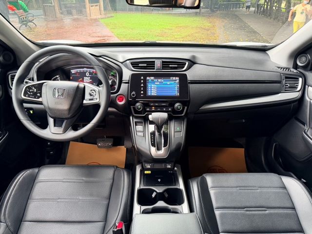 2022年CR-V VTI-S 僅跑5萬/電動尾門/CARPLAY/車道偏離/ACC自動跟車/換檔撥片/i-Key 。  第4張相片