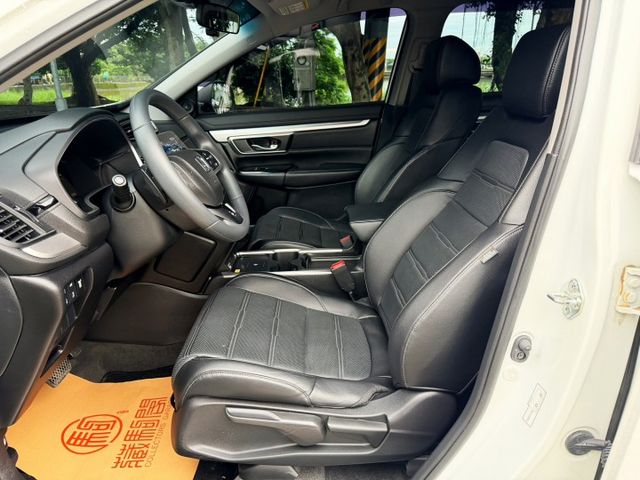 2022年CR-V VTI-S 僅跑5萬/電動尾門/CARPLAY/車道偏離/ACC自動跟車/換檔撥片/i-Key 。  第5張相片