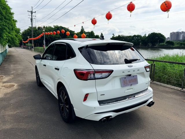 2022年Kuga EcoBoost 250 AWD ST-Line X 有4WD/全景天窗/電動尾門/盲點  第11張相片