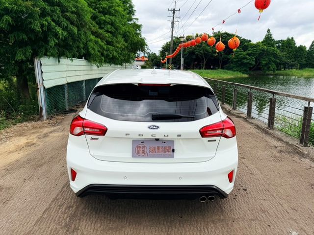 22.5年式Focus Lomme X~數位儀表/E-Mirror電子後視鏡/ACC自動跟車/車道維持輔助/抬頭顯示  第12張相片