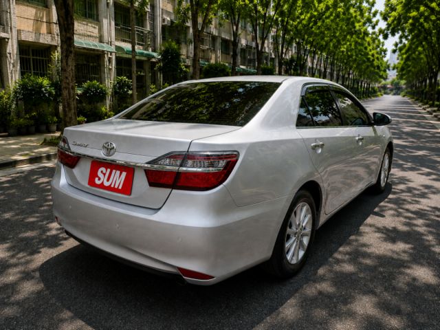 2017年CAMRY 2.0 多媒體影音/導航倒顯/恆溫/霧燈。  第10張相片