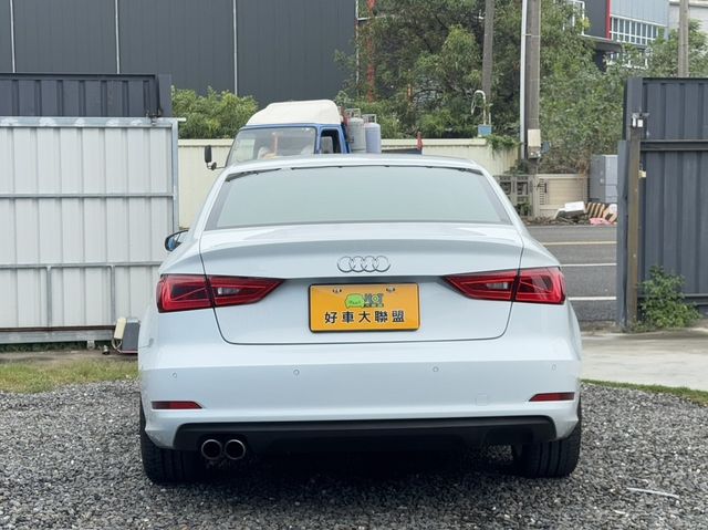 AUDI奧迪 A3 SEDAN  第5張相片