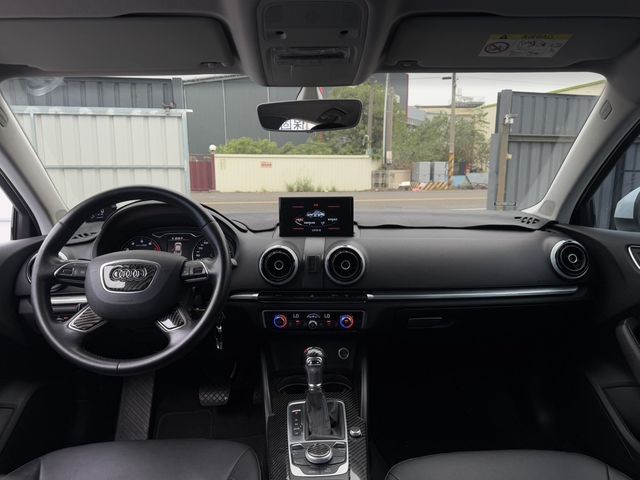 AUDI奧迪 A3 SEDAN  第9張相片