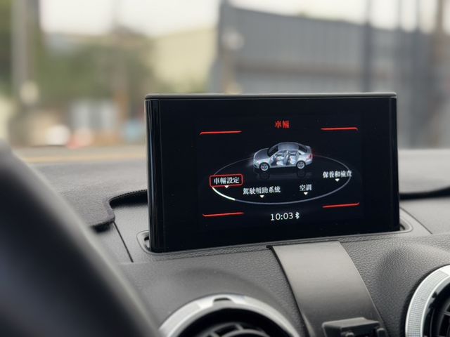 AUDI奧迪 A3 SEDAN  第11張相片