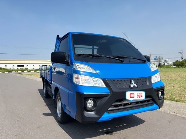 市場唯一兩噸半貨車~載貨空間大~原廠保養~『自排』好上手~老闆/員工都可輕鬆駕馭  工作賺錢好幫手 發財商用車-第一首選  第2張相片
