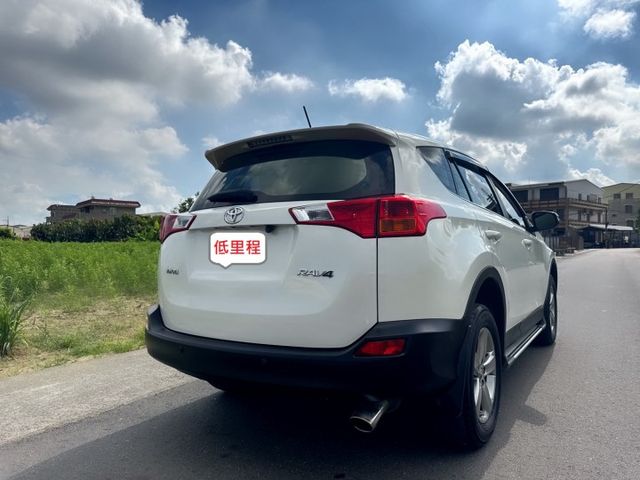 妥善率高~大馬力~頂級配備  E-HI 頂級版 日系原裝進口休旅  後廂大空間 工作業務or家庭用車首選休旅車  第5張相片