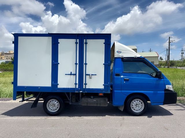 里程保證~一手車~內外車況佳  塑鋁板廂+左右開門廂式發財車  商用初創~企業增購~商用車首選  第7張相片