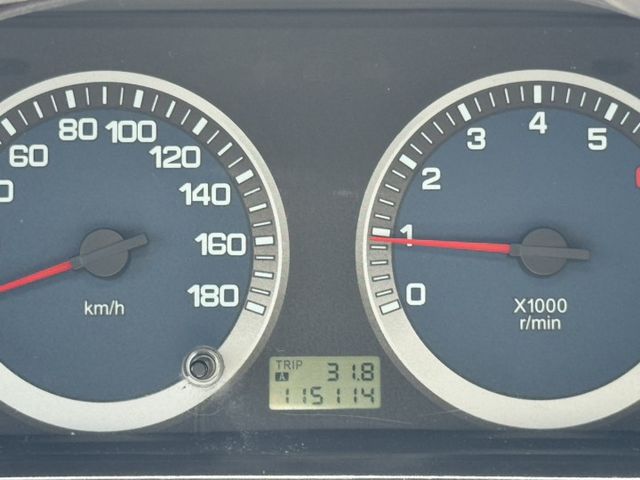 里程保證~一手車~內外車況佳  塑鋁板廂+左右開門廂式發財車  商用初創~企業增購~商用車首選  第9張相片