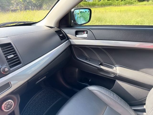 三菱傳說車款~不敗神話車型~經典型 小改款~里程保證~超大空間 零頭款開回家~內外車況佳 上下班or出遊~優質代步車首選  第10張相片
