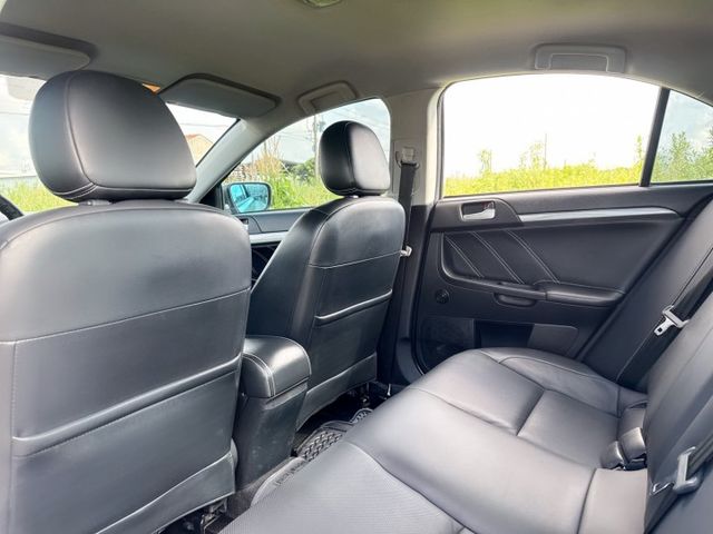 三菱傳說車款~不敗神話車型~經典型 小改款~里程保證~超大空間 零頭款開回家~內外車況佳 上下班or出遊~優質代步車首選  第13張相片