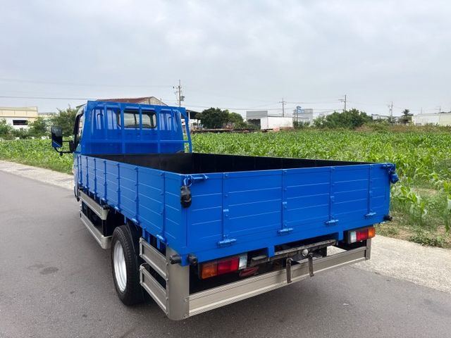 總重正5公噸！11.5尺木床  全車原版件~原廠定期保養  五噸商用車載貨運輸第一首選  第5張相片