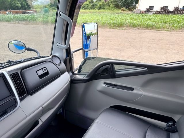 總重正5公噸！11.5尺木床  全車原版件~原廠定期保養  五噸商用車載貨運輸第一首選  第19張相片