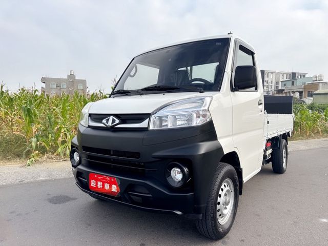 雙安全氣囊+2.5尺升降尾門『自排』好駕馭~工作開車輕鬆 框式木床,省油省稅金,輕商首選  第2張相片