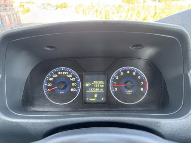 1.5L 新引擎-2WD~里程保證  原廠保養+一手車+框式木床  載貨空間大,省油省稅,輕商首選  第8張相片