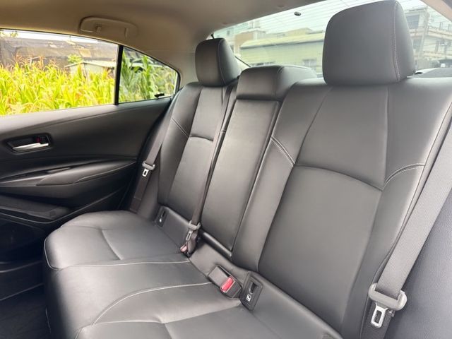 尊爵版  超低里程~年均里程5800公里  查定原版件 免KEY版 全新改款外型  ACC主動式跟車+車道維持輔助  第14張相片