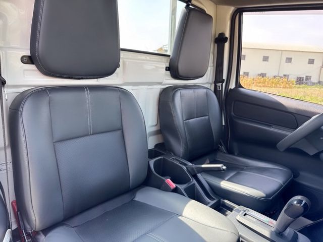 自排車款 輕鬆賺錢好駕馭 1.5L 新引擎-2WD~里程保證  一手車~框式木床~載貨空間大,省油省稅,輕商首選  第16張相片