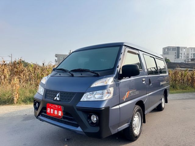 原廠保養+一手車+新車保固中 安卓機+環景系統+電子後視鏡『舒適八人座❖自排輕鬆好駕馭』  第2張相片