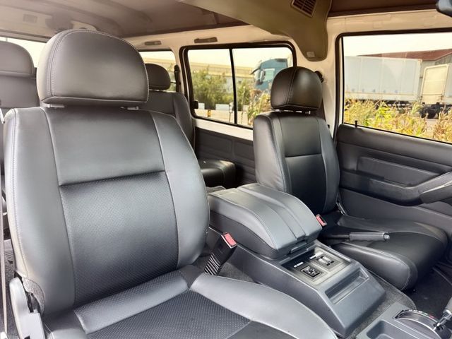 原廠保養+一手車+車內大空間  『舒適八人座❖自排輕鬆好駕馭』  盲區偵測系統~客貨兩用廂型車  第15張相片