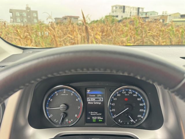 豪華版  日系原裝進口休旅車~妥善率高  原廠保養+360度環景+頂級配備  內外車況極佳~商務or家用車首選  第8張相片