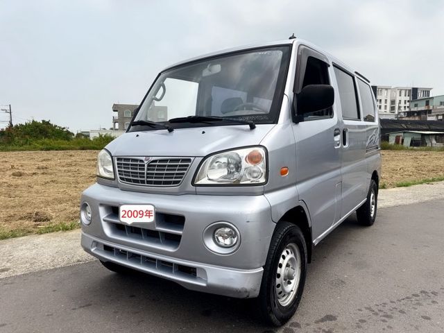 多功能超大空間~省油省稅金  一手車~超低里程~平價好入手  第1張相片