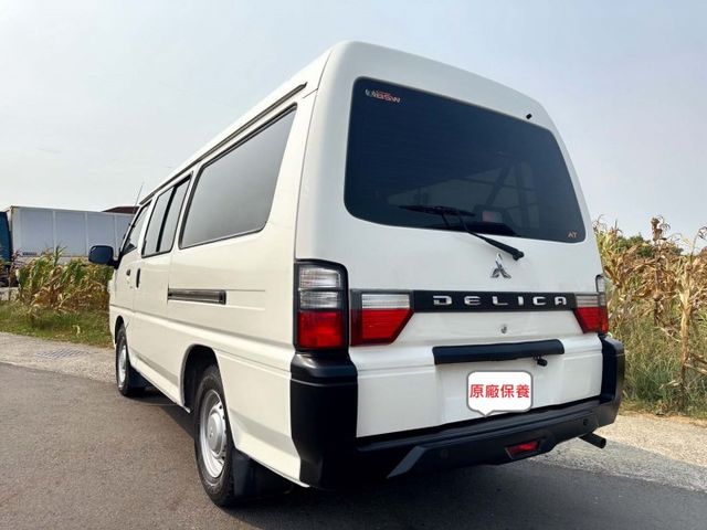 原廠保養+一手車+車內大空間  『舒適八人座❖自排輕鬆好駕馭』  盲區偵測系統~客貨兩用廂型車  第4張相片