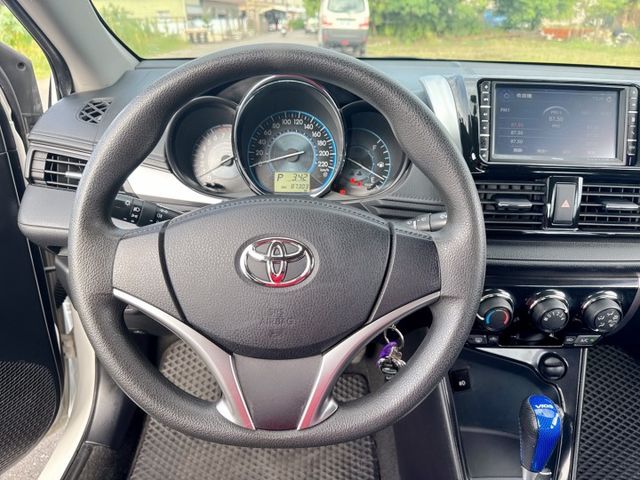 熱門代步車 低里程~經典版~妥善率高 好開~省油~好保養~便宜耐操 優質國民代步車~遮風避雨首選  第9張相片