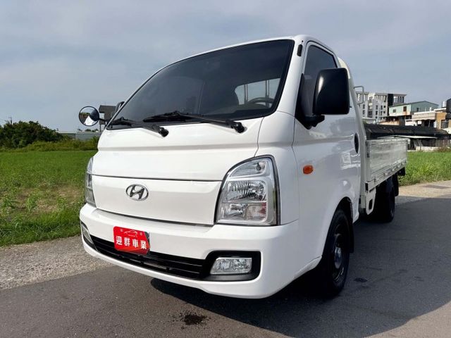 框式木床車型 長軸貨台長10.3尺  柴油高扭力+耐用耐操+載貨大空間  總重3.25公噸 低里程+環景四錄系統  第2張相片