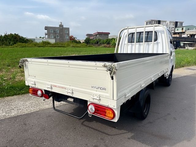 框式木床車型 長軸貨台長10.3尺  柴油高扭力+耐用耐操+載貨大空間  總重3.25公噸 低里程+環景四錄系統  第5張相片