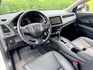 頂規S版  LED頭燈+雙色鋁圈~內外車況佳  配備齊全~里程保證~運動化外型  熱銷跨界CUV掀背休旅車優質首選  第11張縮圖