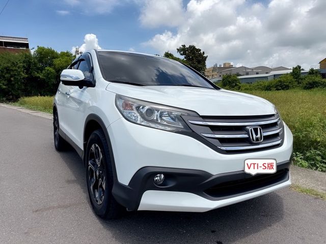 VTI-S版 原版件+360環景系統+數位電視 車室空間大+配備齊全+妥善率高 車況極佳~最熱銷SUV運動休旅車  第3張相片