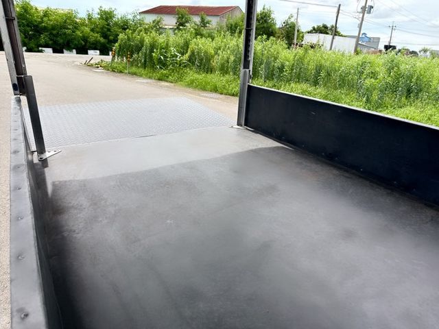 加高三面掀帆布+120cm升降尾門  同級貨車最小迴轉半徑~靈活操控  耐載~耐用~耐操~貨斗載貨空間大  第19張相片