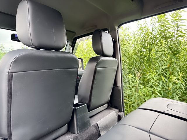 自排車型+一手車+低里程  五人座 省油省稅 車室大空間  盲點偵測系統+電動收折後視鏡+定速巡航+雙安全氣囊  第14張相片