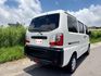 自排車型+一手車+五人座 盲區偵測+定速巡航+雙安氣囊 省油省稅金 後廂車室大空間 廂型車首選車款  第5張縮圖
