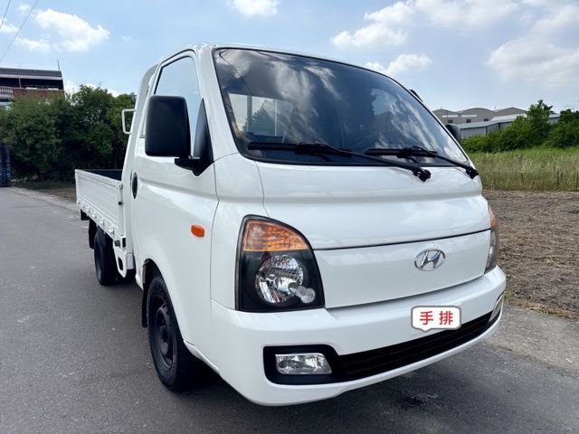 超低里程~年均里程約8600公里  總重3.25公噸 框式木床車型 長軸貨床長10.3尺  柴油大馬力高扭力  第2張相片