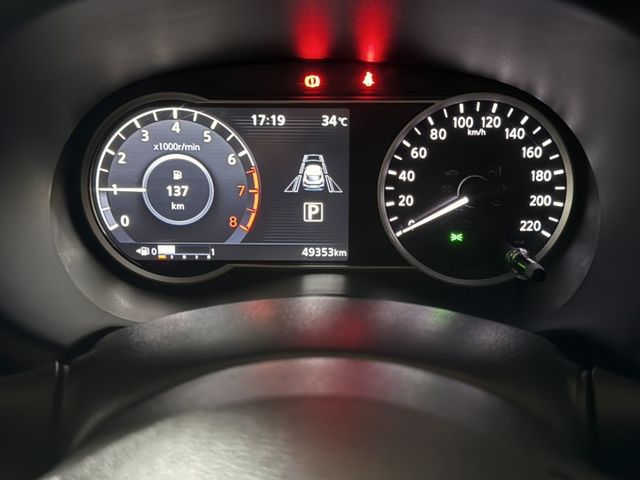 智行旗艦版 原廠保養+一手車+低里程+省油省稅金 智行科技擁有完整頂級行車安全配備 年輕動感流線外觀+質感細膩內在美學  第6張相片