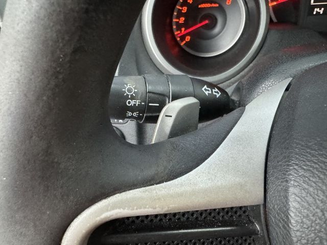 認證原鈑件超漂亮代步小車~~!! 一手車，僅實跑14萬多公里，里程保證，全車無待修~歡迎賞車  第14張相片