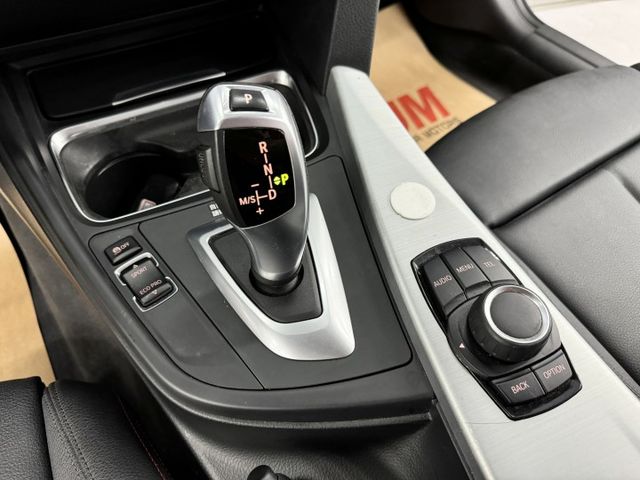 認證漂亮車~只要30幾萬即可入手! 車況保證 無待修，外觀微升級改裝，30萬讓您的選擇不只有TOYOTA還有BMW  第16張相片