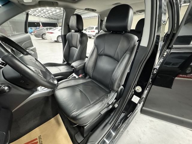 一手車，原廠保養，僅實跑12萬多公里，升級安卓機，只要10幾萬~!歡迎賞車  第7張相片